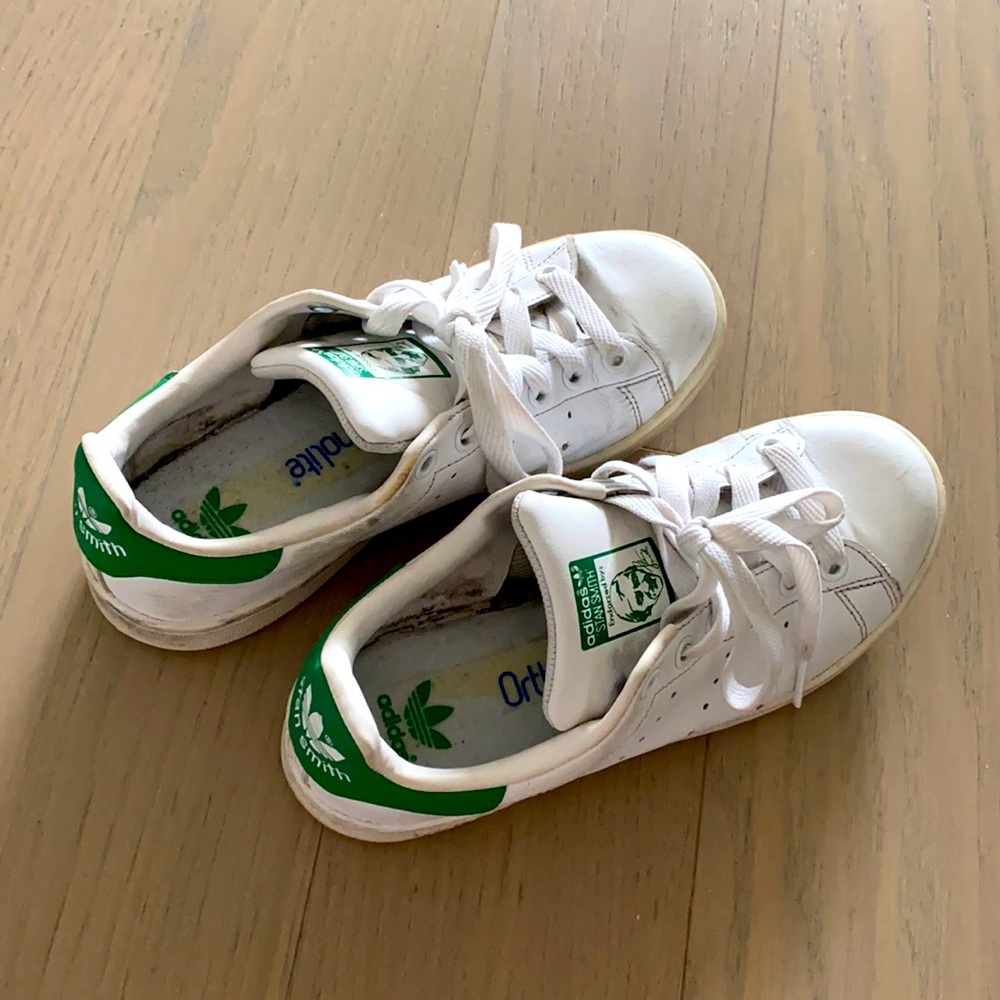 adidas Stan Smith size 36.5-37 (Kids 4)